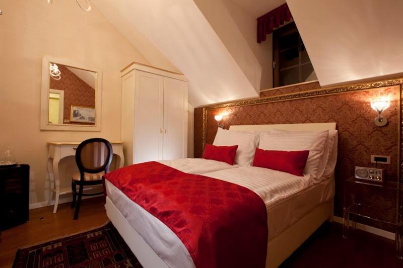 Hotel Actum Kranj Exterior photo